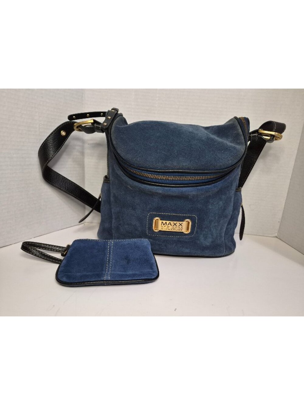 Maxx New York Signature Blue Cowhide Leather City Boho Western Shoulder Bag